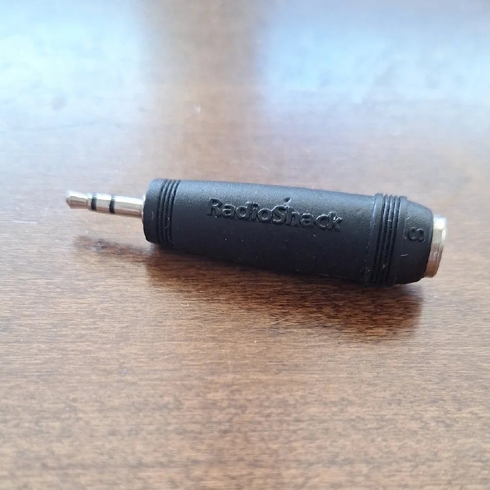 RadioShack Black Audio Adapter